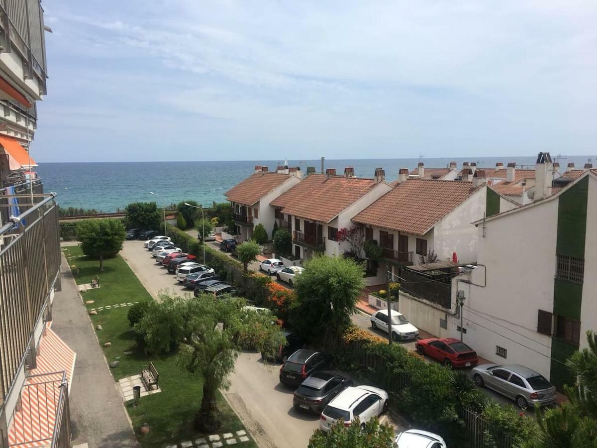 Precioso Apartamento En La Playa Barcelona Cabrera de Mar Εξωτερικό φωτογραφία